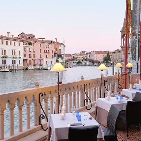 Hotel Palazzo Stern-3